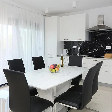 With Parking Space Rtic, Rogoznica - 25427 Daire
